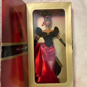 1998 Avon Winter Splendor African-American Barbie
